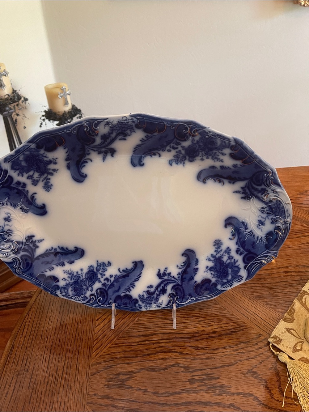 Blue and White Decorative Serving Platter - Classic Floral Pattern